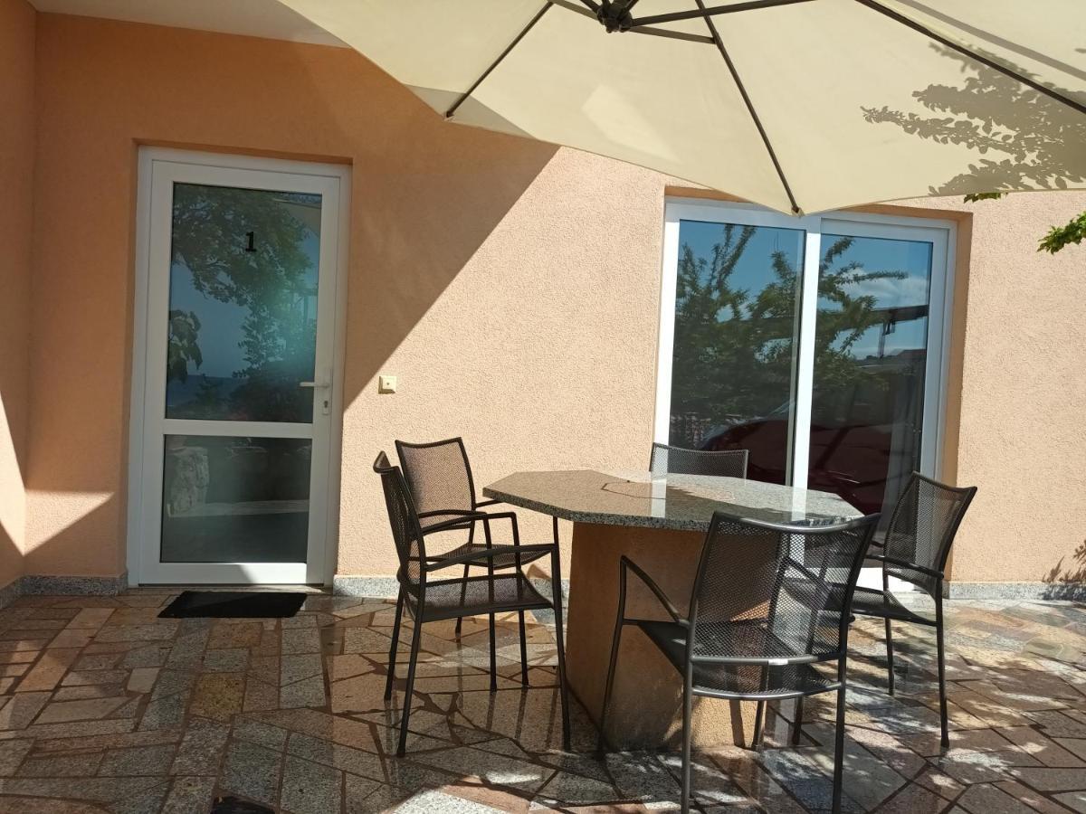 Sea & Honey Apartman Krk Town Kültér fotó